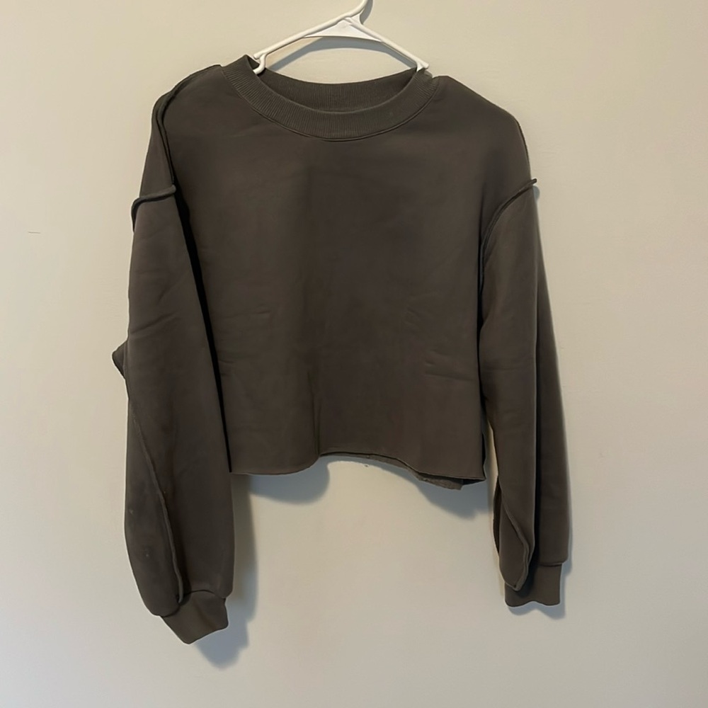 Size medium cropped sweatshirt